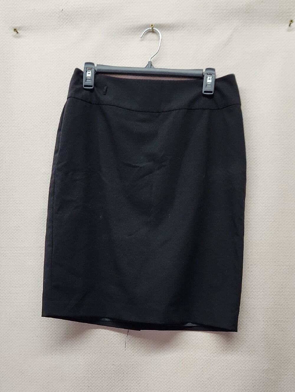 🚨2/$25 or 5/$50🚨Liz Claiborne Black Pencil Skirt - Sleek Office Staple